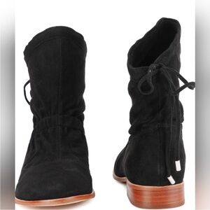 Clarks ALBA EVIE Suede Boots